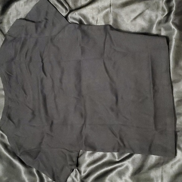 Belcia woman's tee - Picture 2 of 2